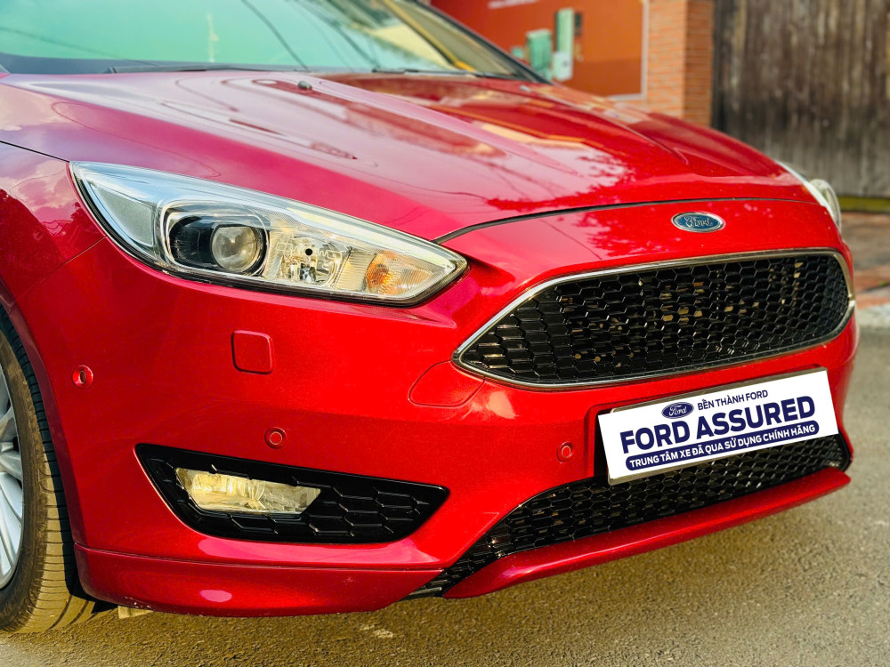 Ford focus 15l sport 5 cửa số tự động sản xuất 2018 - 2